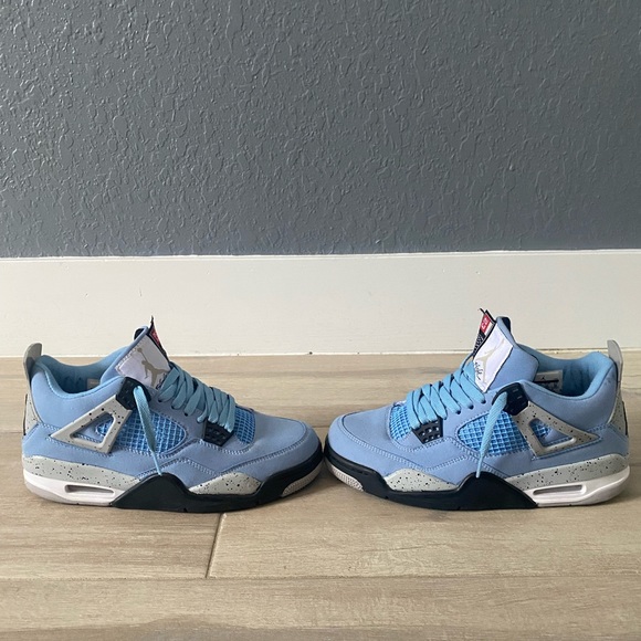 Jordan 4 university blues - Picture 4 of 5